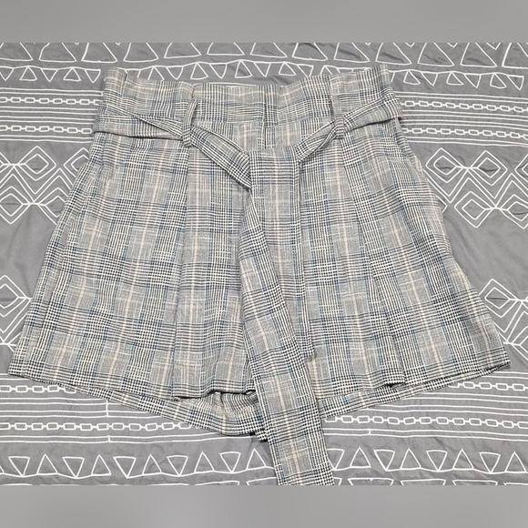 Veronica Beard Pants - Veronica Beard High Waisted Baga Plaid Paperbag Shorts Size 4